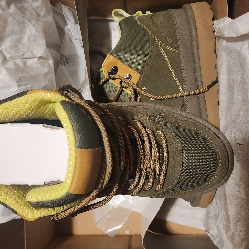 UGG Green and Tan Boots Comfortable Suede Design